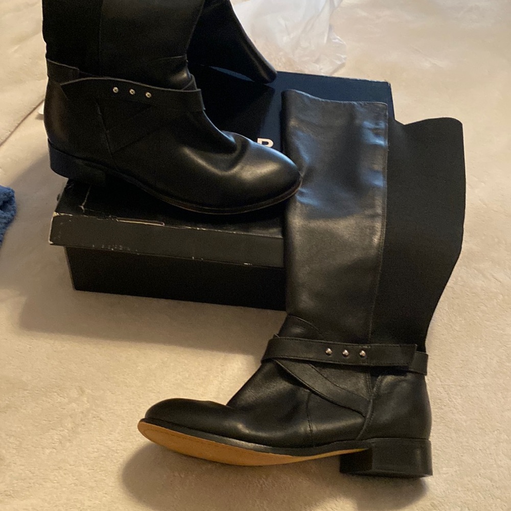 Black boots